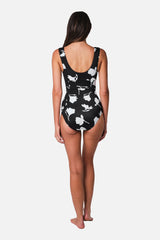 UNE PIECE in Magnolia Silhouette Black