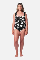 UNE PIECE in Magnolia Silhouette Black