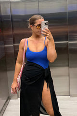 UNE PIECE in Cobalt Blue