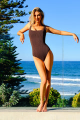 UNE PIECE in Chocolate