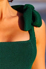 UNE PIECE in Forest Green
