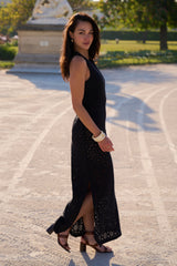 UNE PIECE in Black