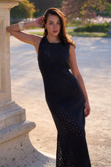 UNE PIECE in Black