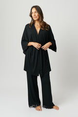 UNE PIECE in Black