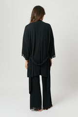 UNE PIECE in Black