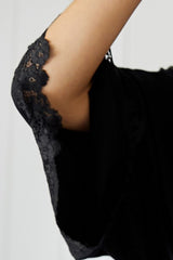 UNE PIECE in Black