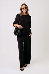 UNE PIECE in Black