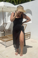 UNE PIECE in Black