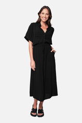 UNE PIECE in Black