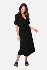UNE PIECE in Black