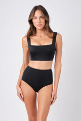 UNE PIECE in Black