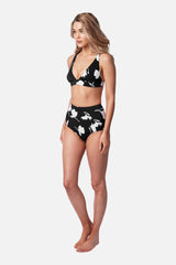 UNE PIECE in Magnolia Silhouette Black