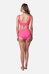 UNE PIECE in Pink