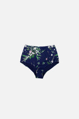 UNE PIECE in Romantique Navy