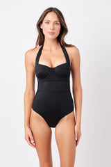 UNE PIECE in Black