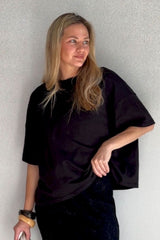 UNE PIECE in Black