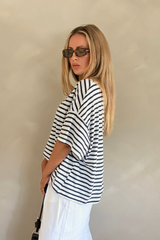 UNE PIECE in White Striped