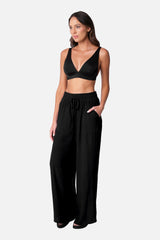 UNE PIECE in Black