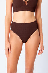 UNE PIECE in Chocolate