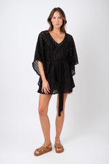 UNE PIECE in Black