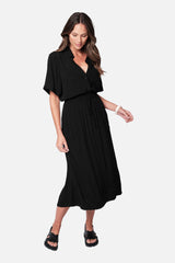 UNE PIECE in Black