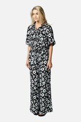 UNE PIECE in Daisy Silhouette Black