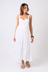 UNE PIECE in White Dobby