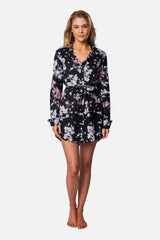 UNE PIECE in Bauhinia Black