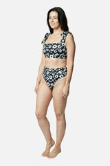 UNE PIECE in Daisy Silhouette Black