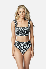 UNE PIECE in Daisy Silhouette Black