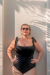 UNE PIECE Classic Square Neck in Black