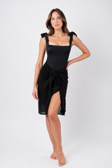 UNE PIECE Classic Square Neck in Black