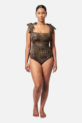 UNE PIECE in Leopard