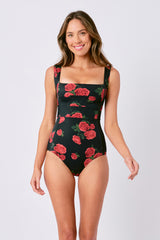 UNE PIECE in Plucked Roses