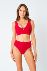 UNE PIECE in Red