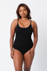 UNE PIECE in Black