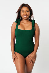 UNE PIECE in Forest Green