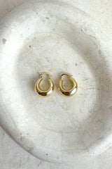 UNE PIECE in Gold