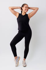 UNE PIECE in Black