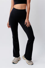 UNE PIECE in Black
