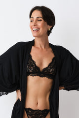UNE PIECE in Black