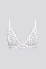 UNE PIECE in White