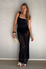 UNE PIECE in Black