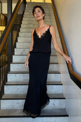 UNE PIECE in Black