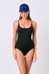 UNE PIECE 'Life is Beautiful' Cap in Vintage Blue