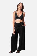 UNE PIECE Linen Palazzo Pants in Black