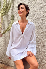 UNE PIECE in White