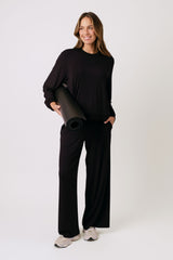 UNE PIECE in Black