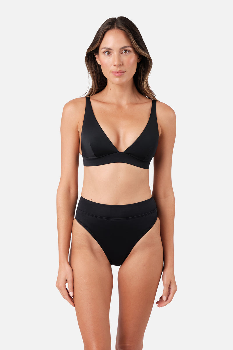 UNE PIECE-Never Say Never Bikini Bralette BLACK