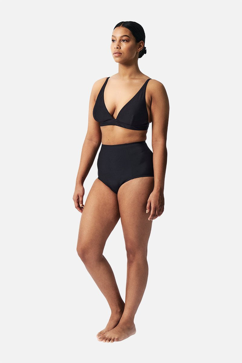 UNE PIECE-Never Say Never Bikini Bralette BLACK